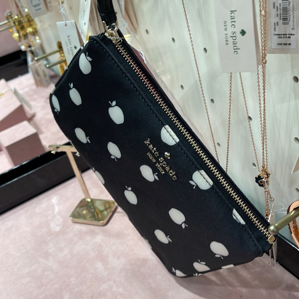 Kate Spade Chelsea Medium Wristlet Pouch
Black Multi - Picture 3 of 16